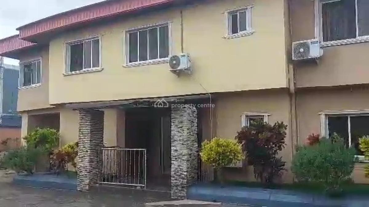 6bedrooms Duplex with Bq 100ft By 100ft Land, Adesuwa Road, Off Aideyan Road Gra, Benin, Oredo, Edo, Detached Duplex for Sale
