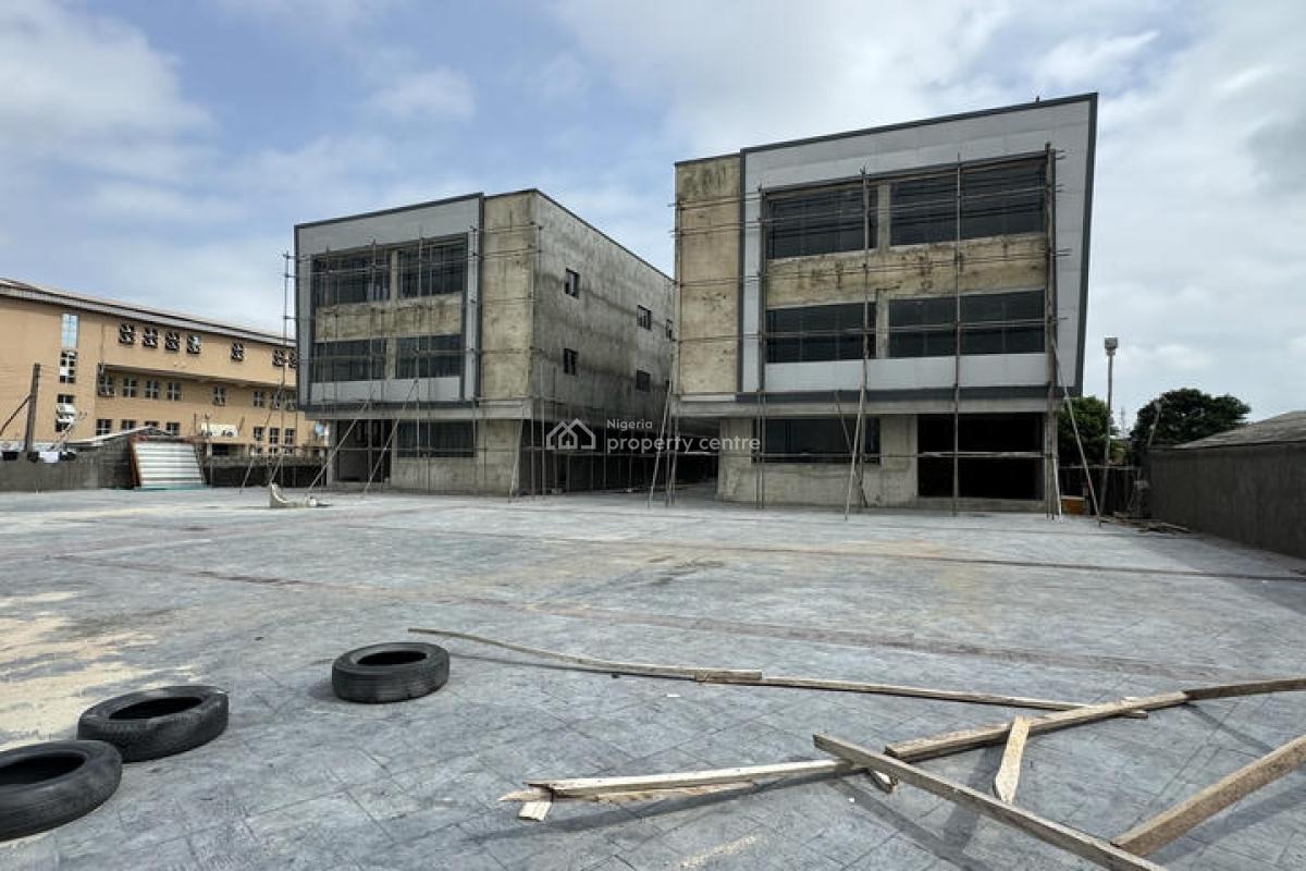 Luxury Office and Commercial Space, Facing Lekki-epe Expressway, Awoyaya, Ibeju Lekki, Lagos, Plaza / Complex / Mall for Sale