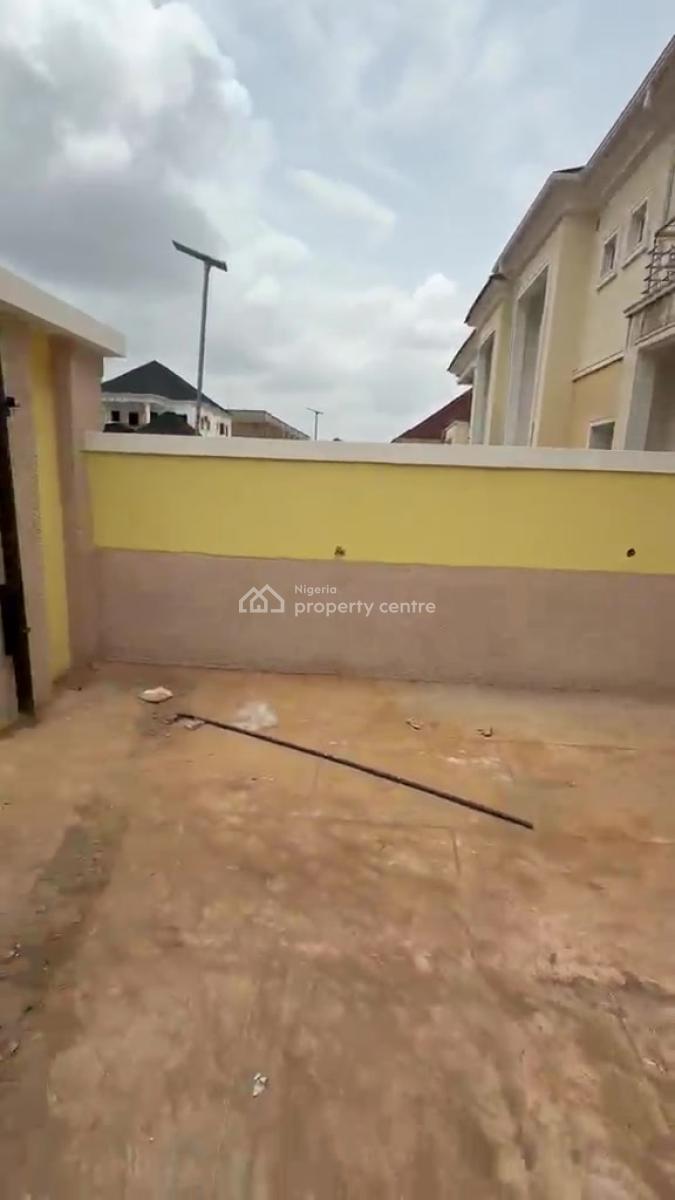 4-bedroom Semi-detached Duplex in Enl Fha Estate, Guzape, Abu, Enl Estate, Guzape District, Abuja, Semi-detached Duplex for Rent