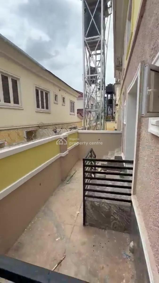4-bedroom Semi-detached Duplex in Enl Fha Estate, Guzape, Abu, Enl Estate, Guzape District, Abuja, Semi-detached Duplex for Rent