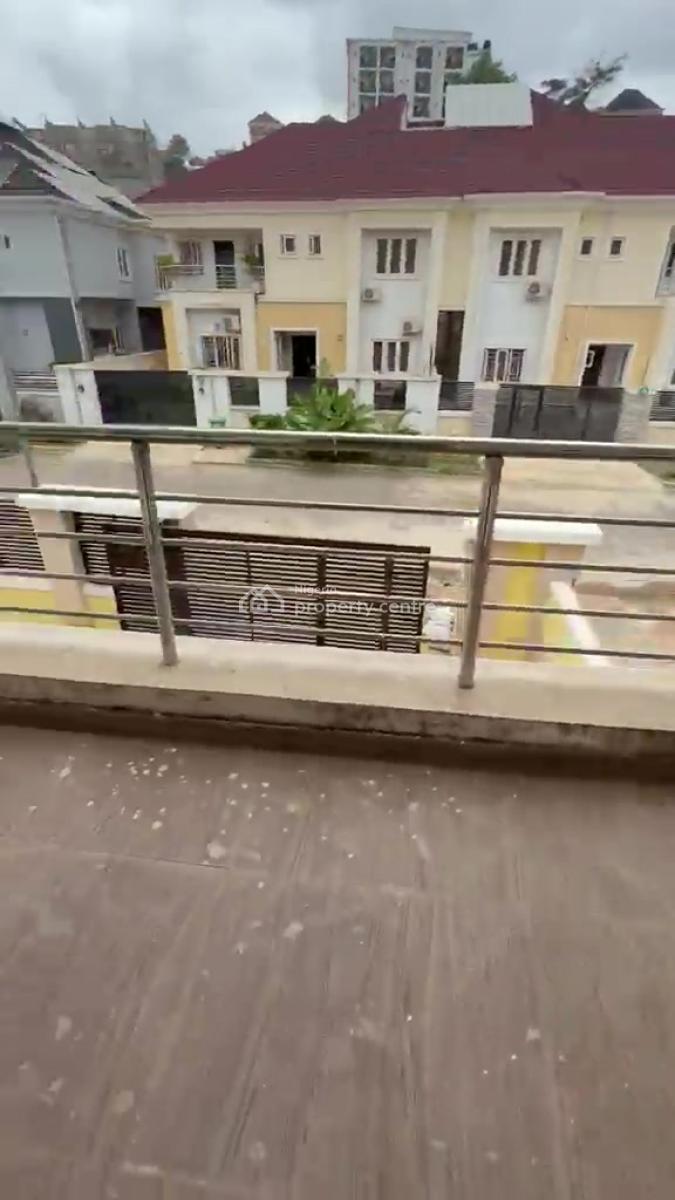 4-bedroom Semi-detached Duplex in Enl Fha Estate, Guzape, Abu, Enl Estate, Guzape District, Abuja, Semi-detached Duplex for Rent