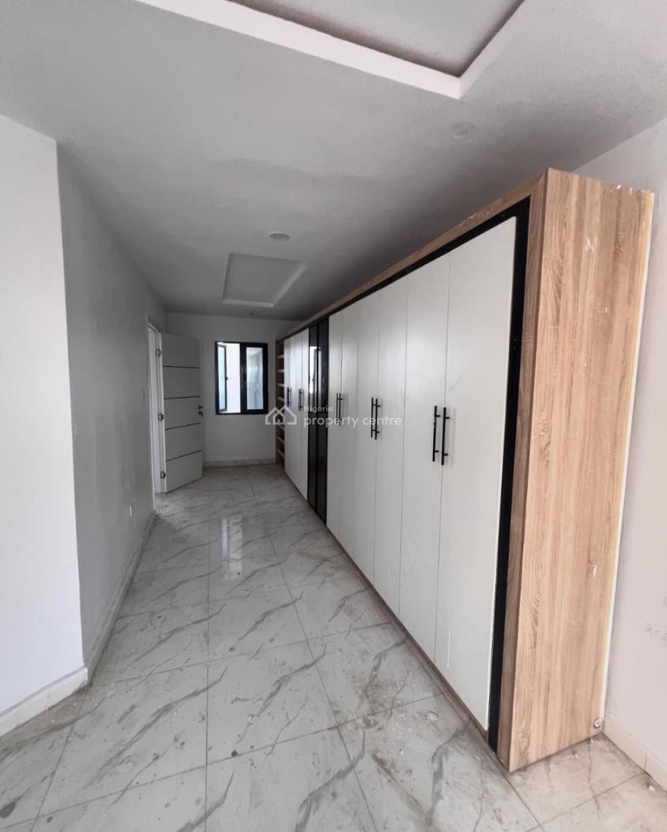 4 Bedroom Terrace Duplex + Bq, New Road, Lekki, Lagos, Terraced Duplex for Sale