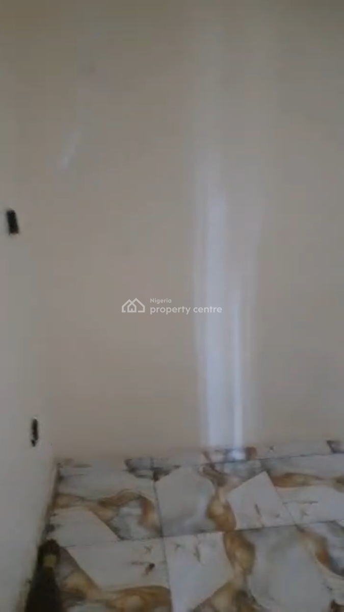 Sharp 2 Bedroom Upstairs, Festac Extension Isheri Whitesand, Lagos, Festac, Amuwo Odofin, Lagos, Flat / Apartment for Rent
