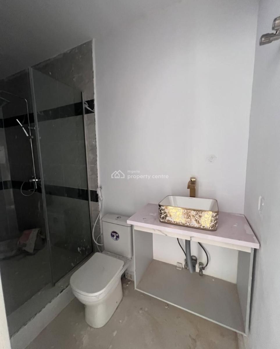 4 Bedroom Terrace Duplex + Bq, New Road, Lekki, Lagos, Terraced Duplex for Sale