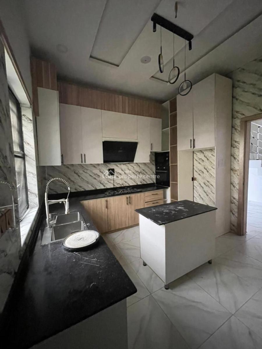 Distress Offer on 4 Bedroom Detached Duplex with Bq in Serene Estate, Orchid Road, Lekki, Lagos, Detached Duplex for Sale