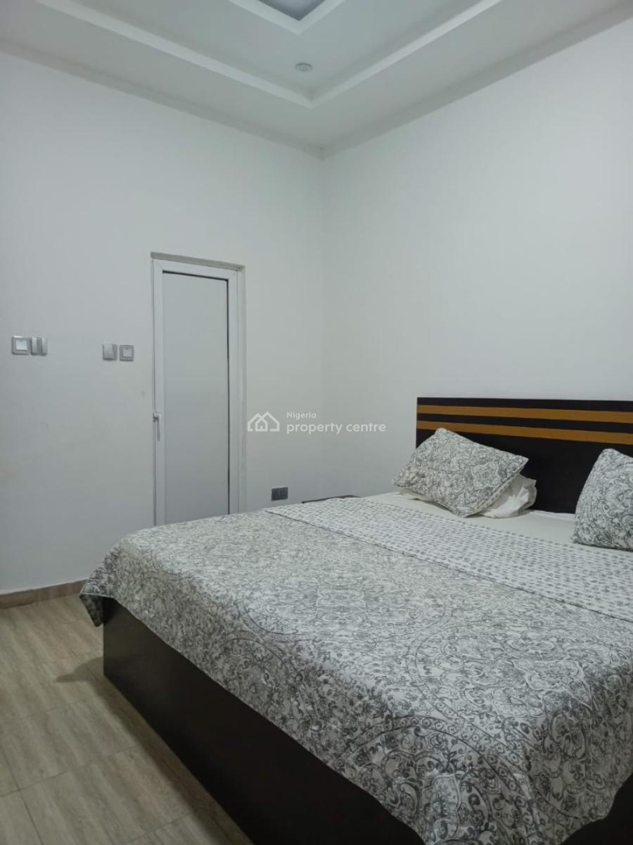 a Lovely 2 Bedrooms All Rooms En Suite, Abraham Adesayan Estate, Lekki, Lagos, Flat / Apartment for Rent