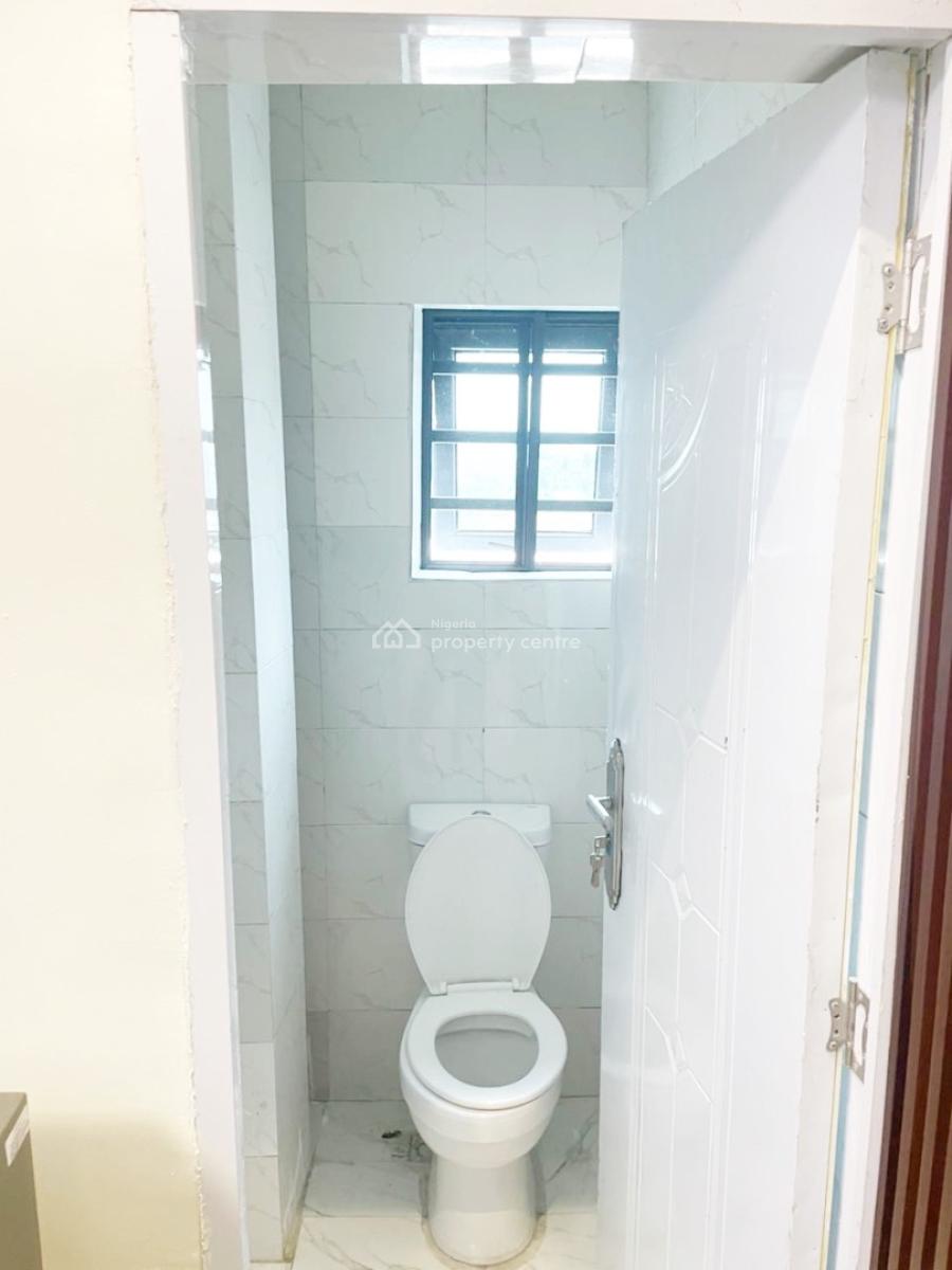 Luxury Semi Furnished 2 Bedroom Flat, Anthony, Maryland, Lagos, Flat / Apartment for Rent