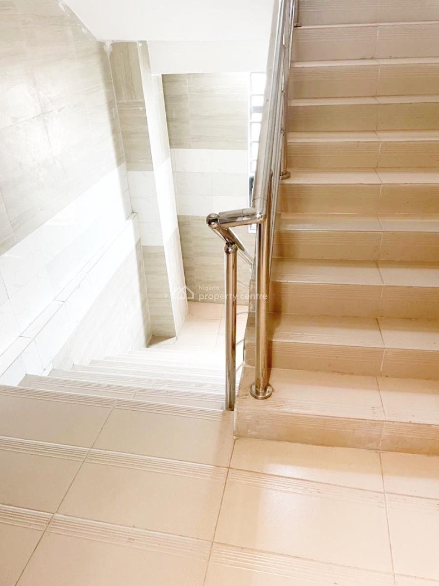 Luxury Semi Furnished 2 Bedroom Flat, Anthony, Maryland, Lagos, Flat / Apartment for Rent