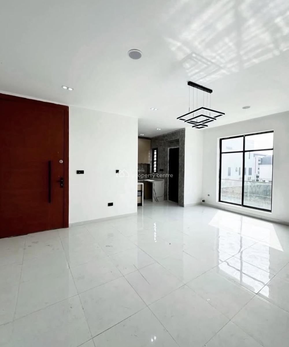 2 Bedroom Apartment 2nd Floor, Ologolo, Ologolo, Lekki, Lagos, Flat / Apartment for Rent