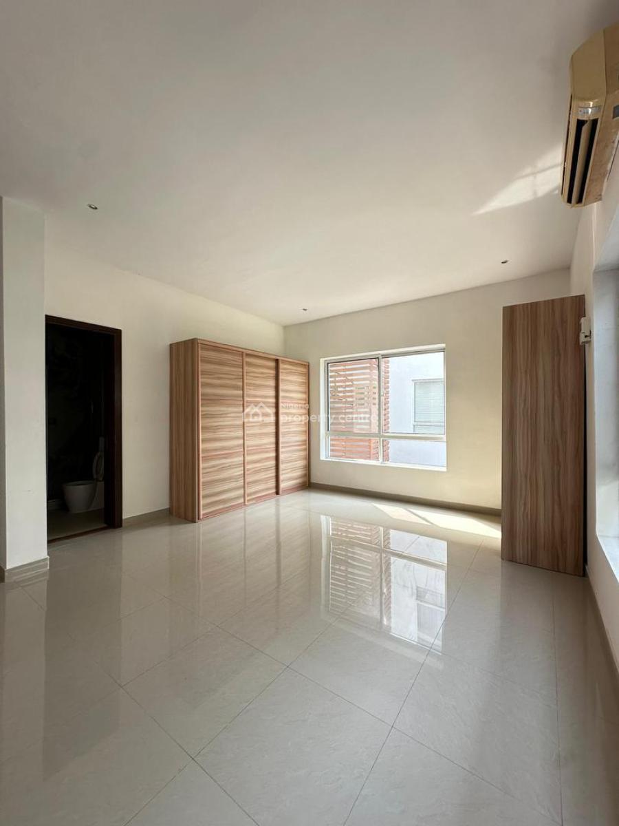 Breathtaking 3 Bedroom Apartment Waterfront, Banana Island, Ikoyi, Lagos, House for Sale