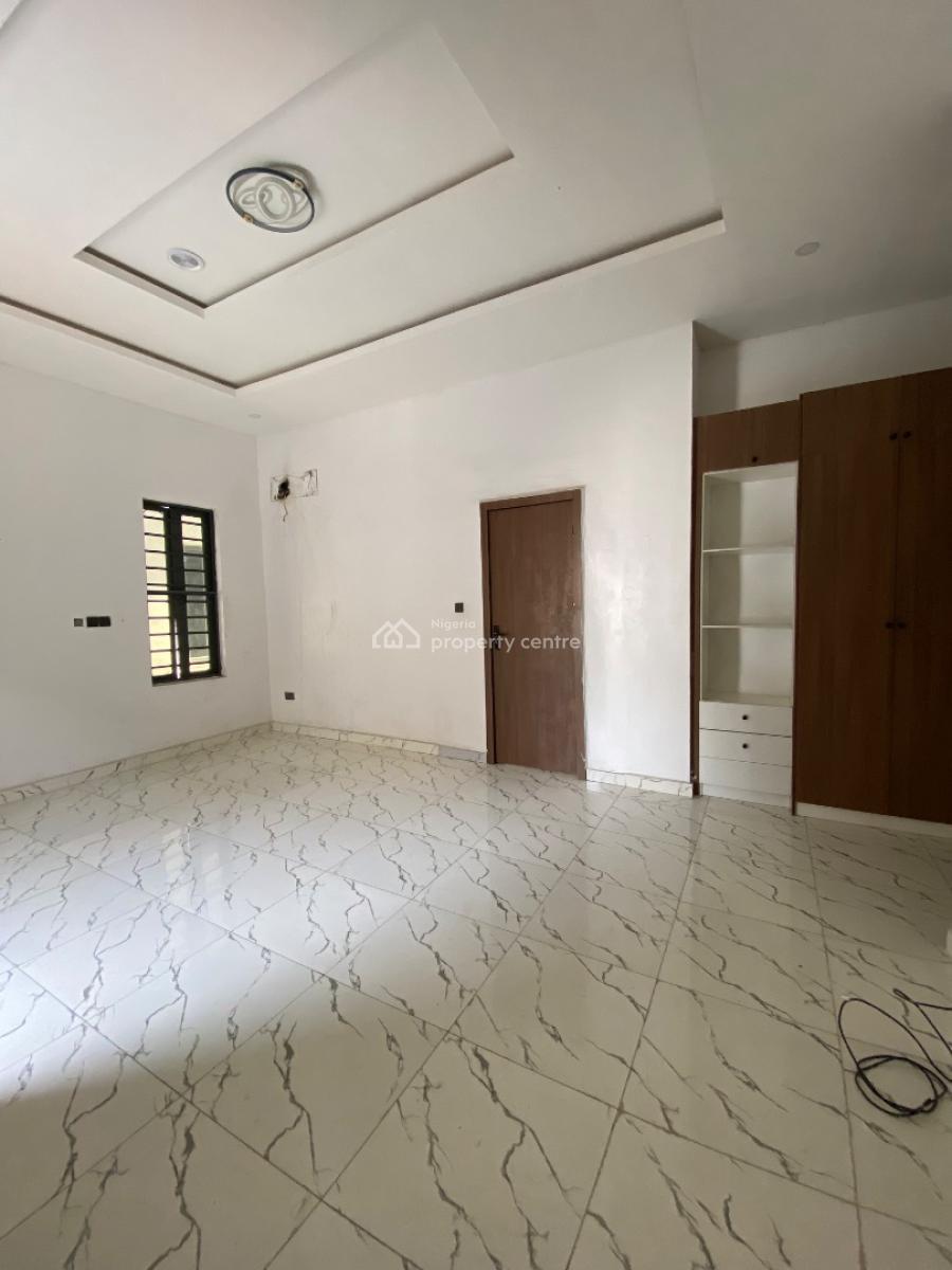 Master Bedroom Sharing Kitchen, Orchid Road, Lekki, Lagos, Self Contain (single Rooms) for Rent