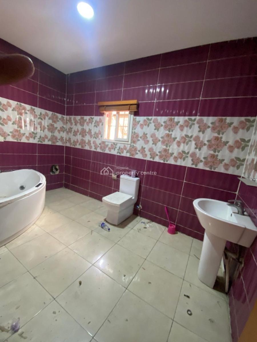 5 Bedroom Detached House with 2 Room Bots Quarters, Lekki Phase 1, Lekki, Lagos, Semi-detached Duplex for Rent