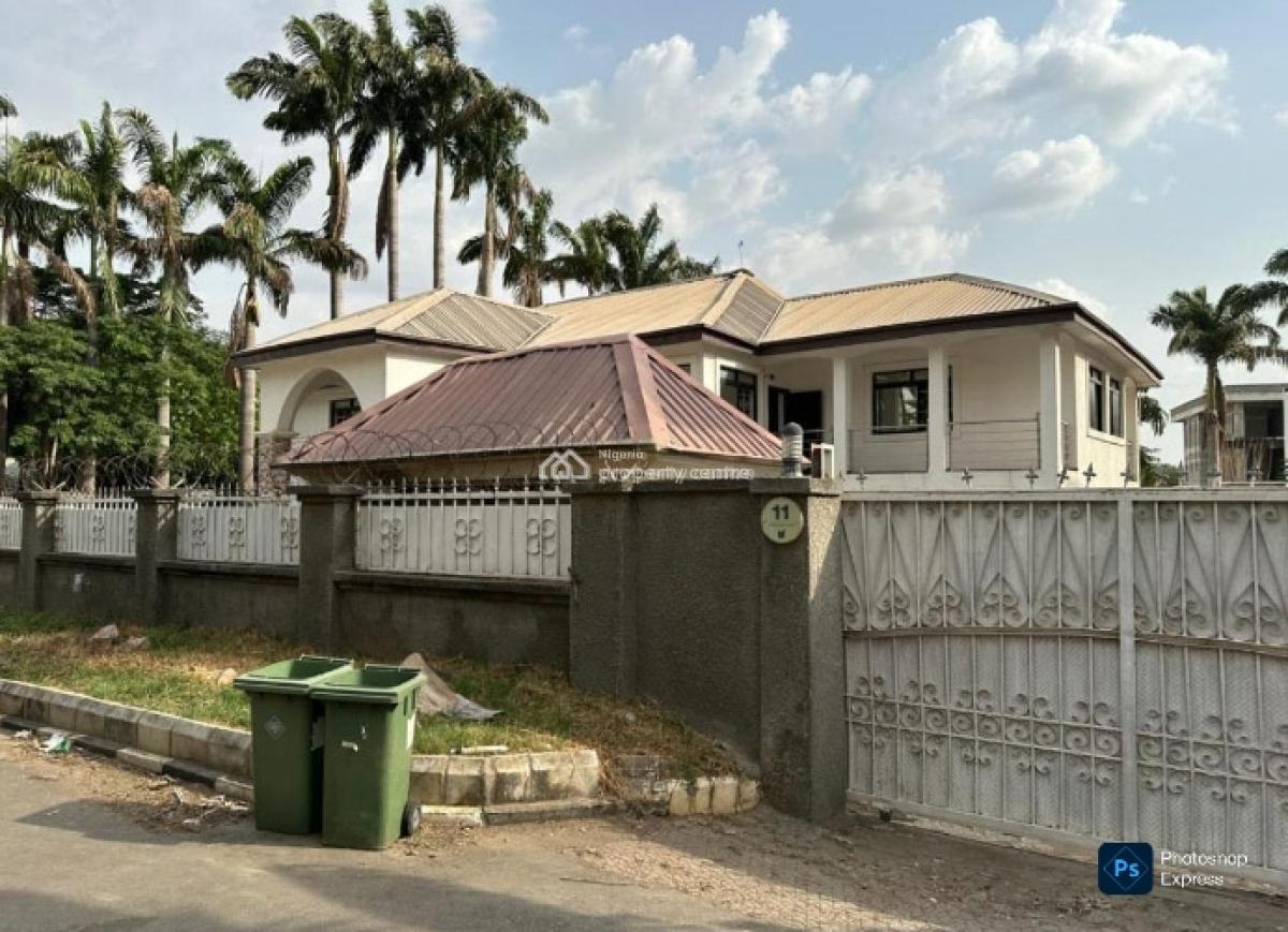 5 Bedrooms Spacious House with 2 Bedrooms Chalet, Maitama District, Abuja, Detached Duplex for Rent