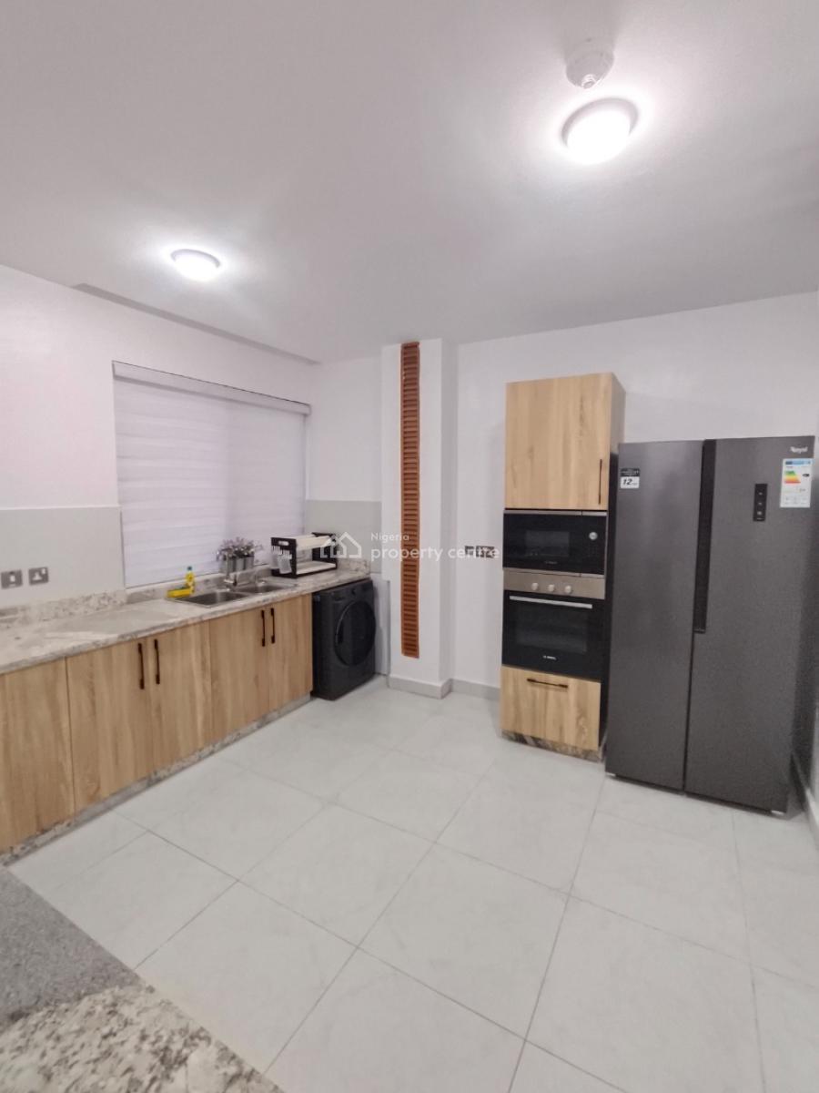 Clean Furnished 3 Bedroom Apartment, Victoria Island (vi), Lagos, Flat / Apartment for Sale