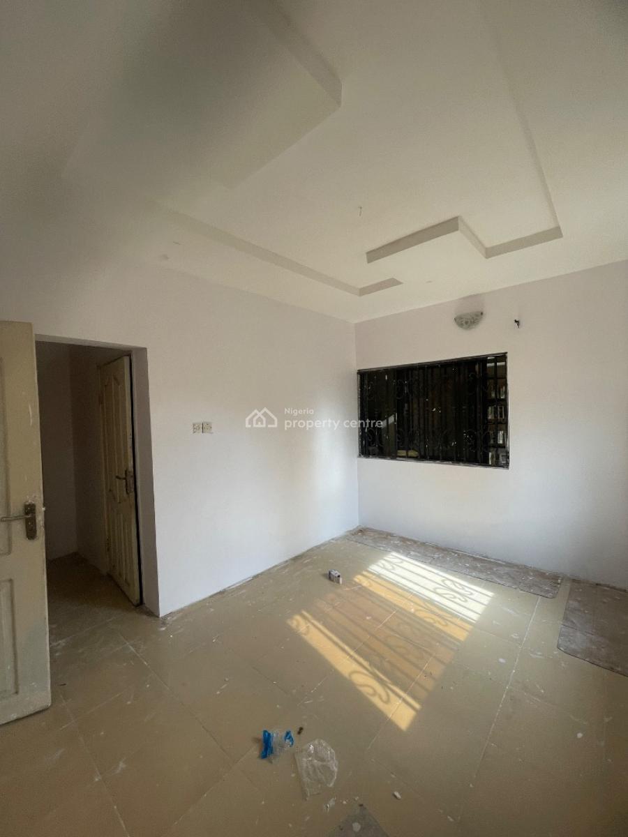 Most Accessible Miniflat 2 Toilet 22/24hrs Light Prepaid, Thomas, Ajah, Lagos, House for Rent