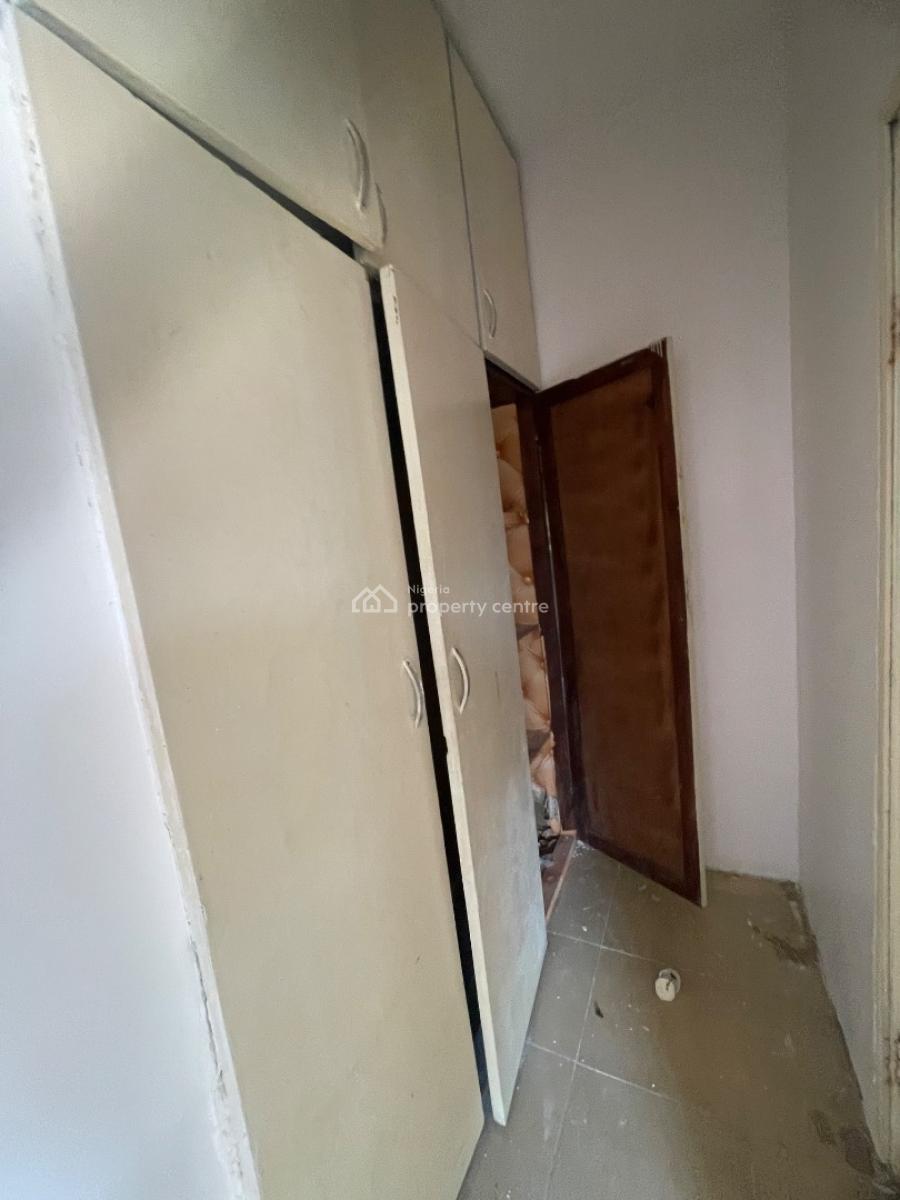 Most Accessible Miniflat 2 Toilet 22/24hrs Light Prepaid, Thomas, Ajah, Lagos, House for Rent
