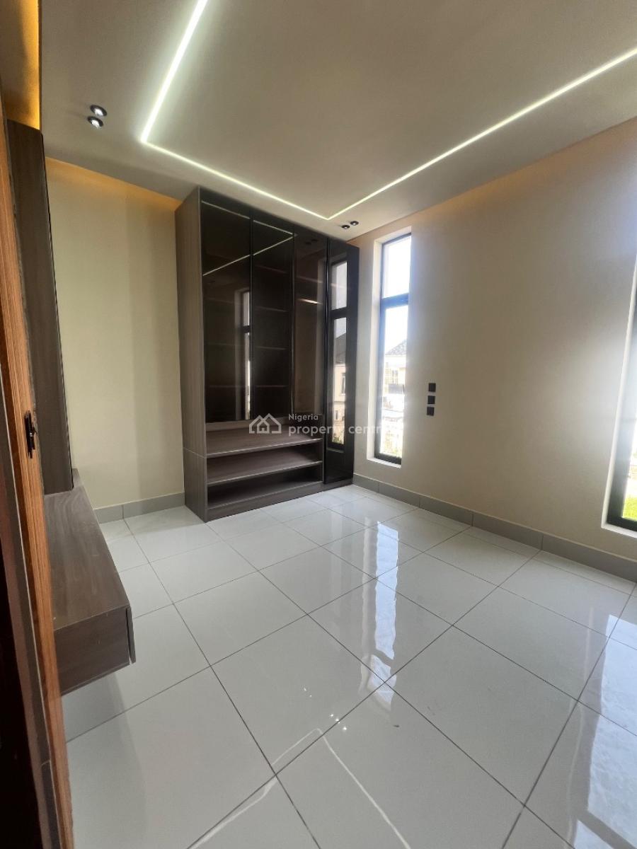 Beautifully Designed 5 Bedroom Fully Detached Duplex, Orchid Road, Lekki, Lagos, Detached Duplex for Sale