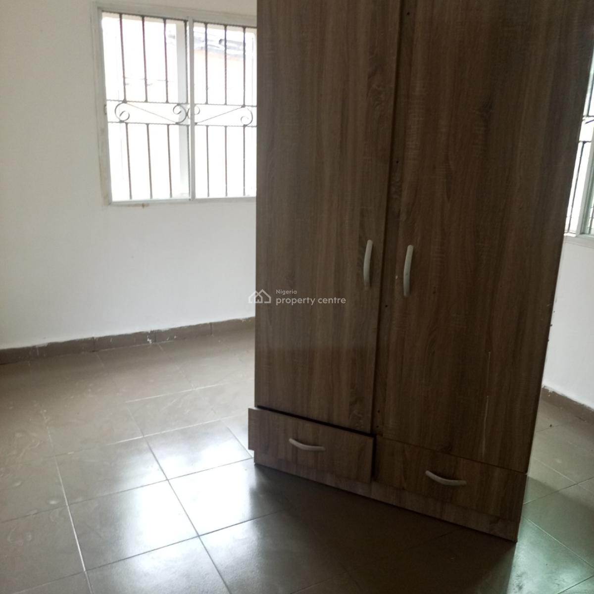Sharp and Serene 2bedroom Apartment, Lekki Pennusula Scheme 2, Ogombo Road, Ogombo, Ajah, Lagos, Flat / Apartment for Rent