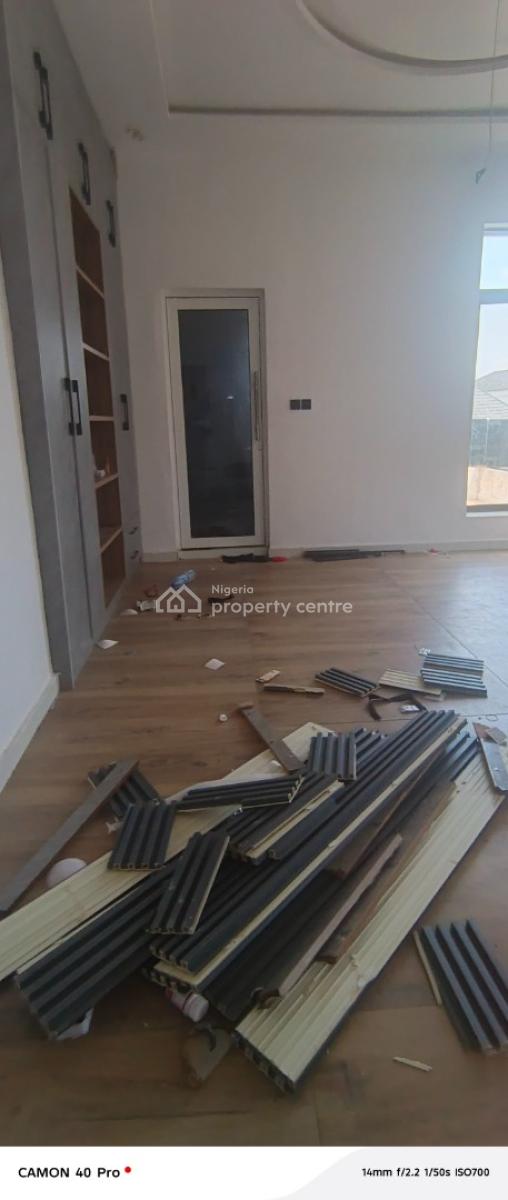Semi Master Bedroom Shared Apartment in Osapa London, Osapa London, Lekki Phase 1, Lekki, Lagos, Self Contain (single Rooms) for Rent