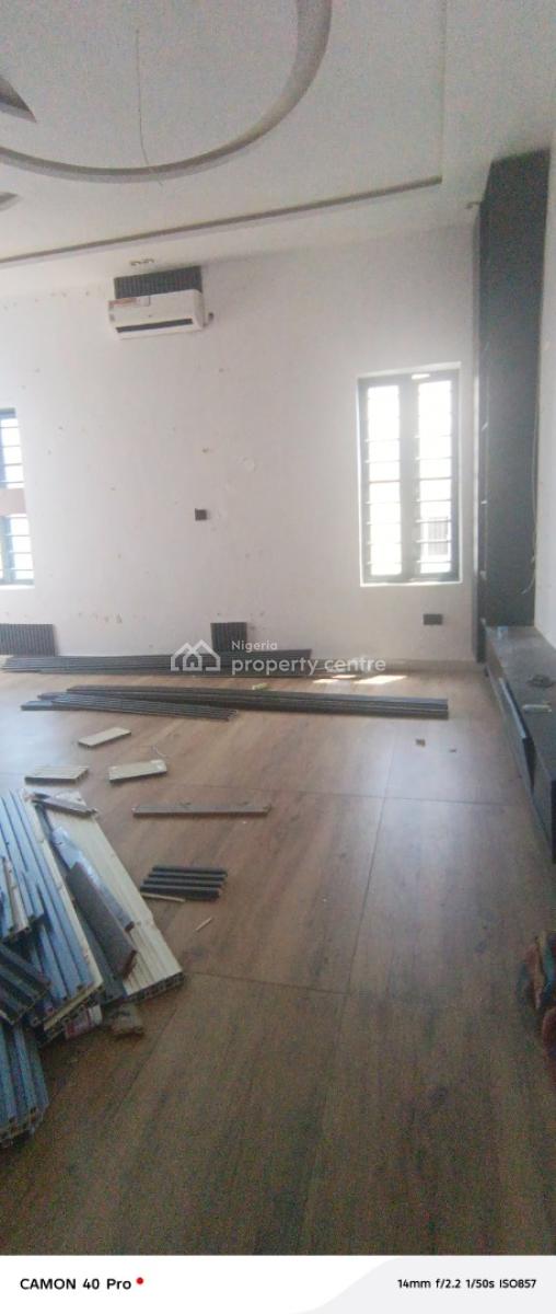 Semi Master Bedroom Shared Apartment in Osapa London, Osapa London, Lekki Phase 1, Lekki, Lagos, Self Contain (single Rooms) for Rent