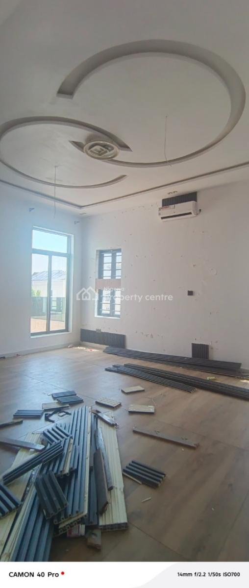 Semi Master Bedroom Shared Apartment in Osapa London, Osapa London, Lekki Phase 1, Lekki, Lagos, Self Contain (single Rooms) for Rent