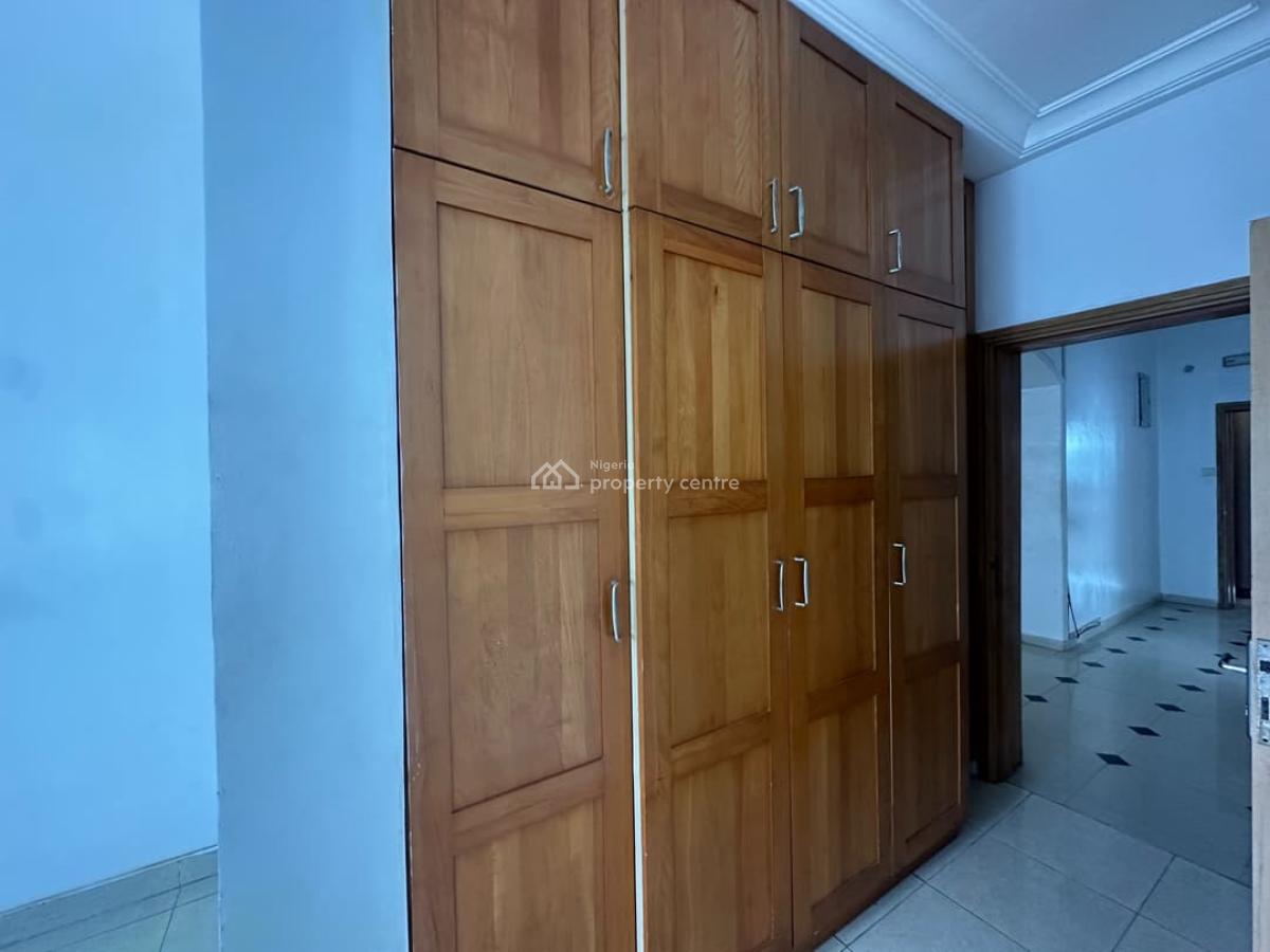 Spacious 3 Bedroom Apartment with Bq, Banana Island, Ikoyi, Lagos, Flat / Apartment for Rent