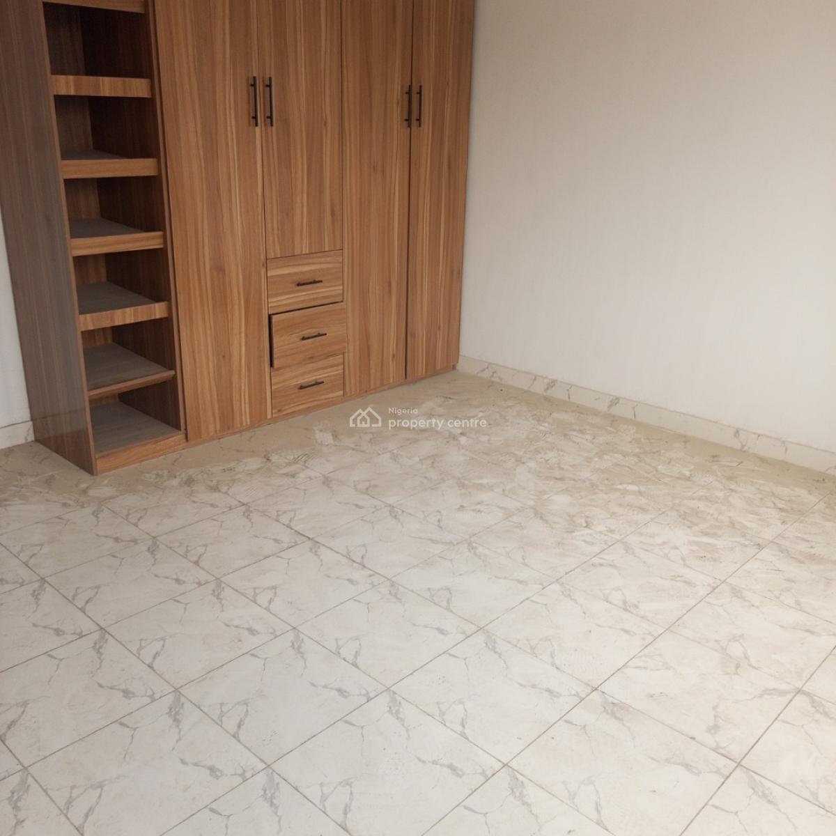 Standard and Serene 3bedroom Terrace Duplex, Atlantic Nominee Estate, General Paint, Alasia, Ajah, Lagos, Terraced Duplex for Sale