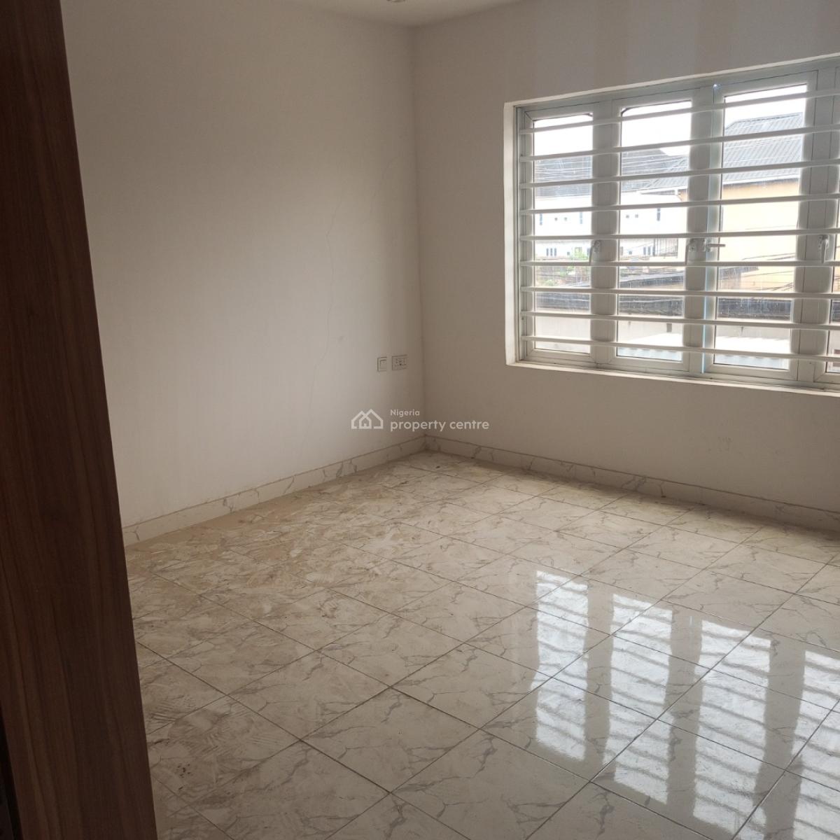 Standard and Serene 3bedroom Terrace Duplex, Atlantic Nominee Estate, General Paint, Alasia, Ajah, Lagos, Terraced Duplex for Sale