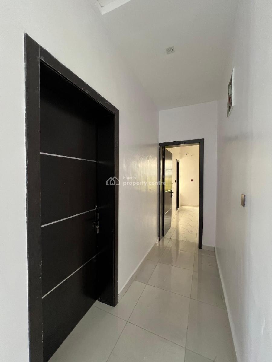 2 Bedroom Apartment High End Location, Lekki Scheme 2, Ogombo, Ajah, Lagos, Flat / Apartment for Rent