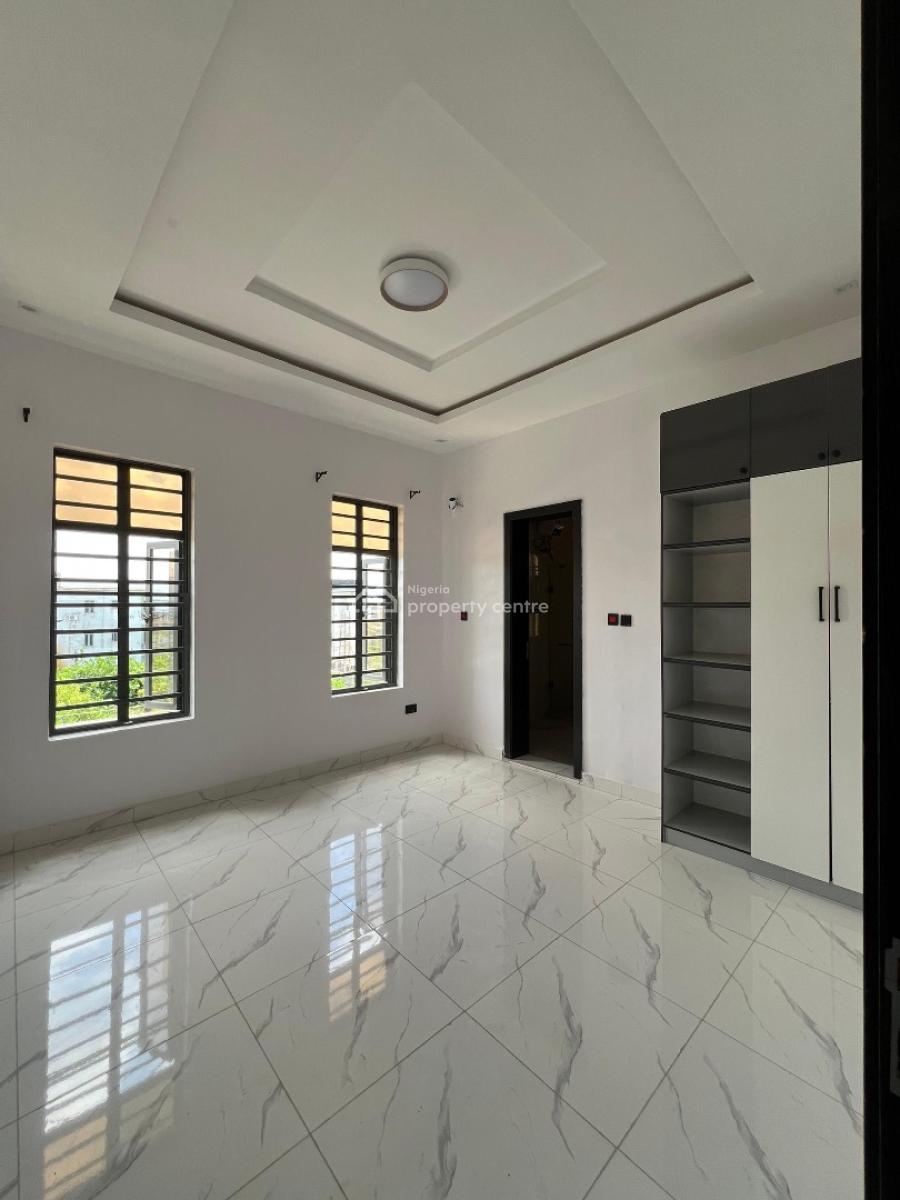 2 Bedroom Apartment High End Location, Lekki Scheme 2, Ogombo, Ajah, Lagos, Flat / Apartment for Rent