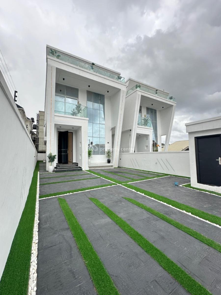 Luxury Spacious 5 Bedroom Fully Detached Duplex with Bq, Ologolo, Lekki, Lagos, Detached Duplex for Sale