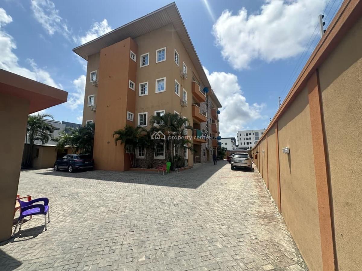 Neat 3 Bedroom Apartment Available, Ikate, Lekki, Lagos, Flat / Apartment for Rent