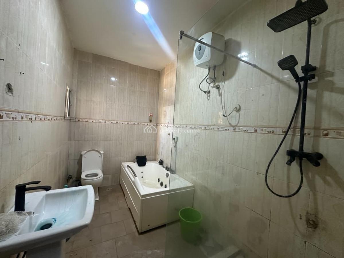 Neat 3 Bedroom Apartment Available, Ikate, Lekki, Lagos, Flat / Apartment for Rent