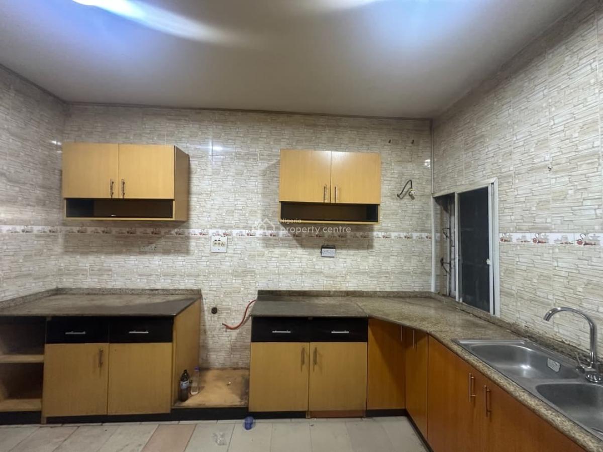 Neat 3 Bedroom Apartment Available, Ikate, Lekki, Lagos, Flat / Apartment for Rent