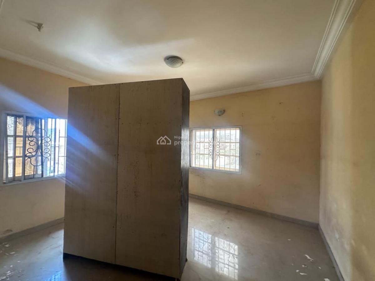 Neat 3 Bedroom Apartment Available, Ikate, Lekki, Lagos, Flat / Apartment for Rent