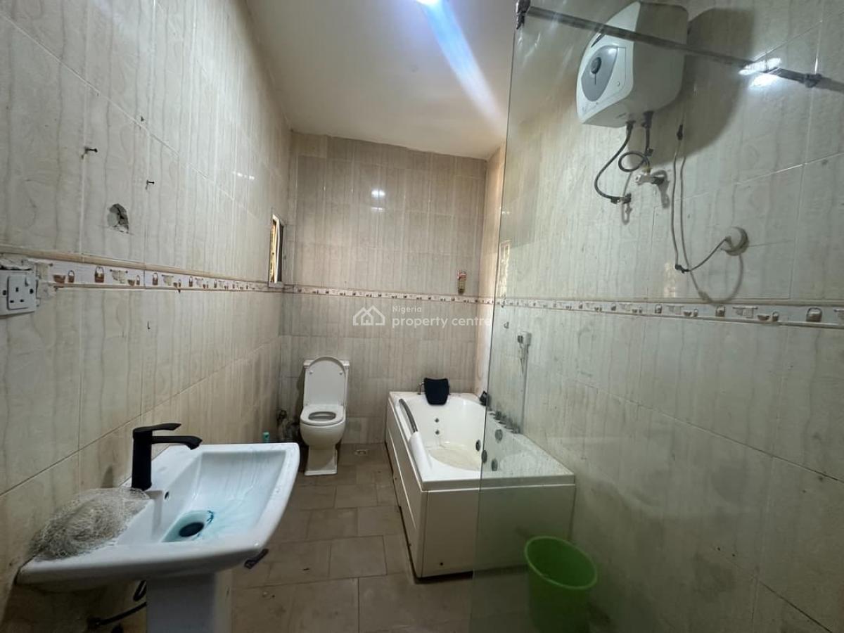 Neat 3 Bedroom Apartment Available, Ikate, Lekki, Lagos, Flat / Apartment for Rent