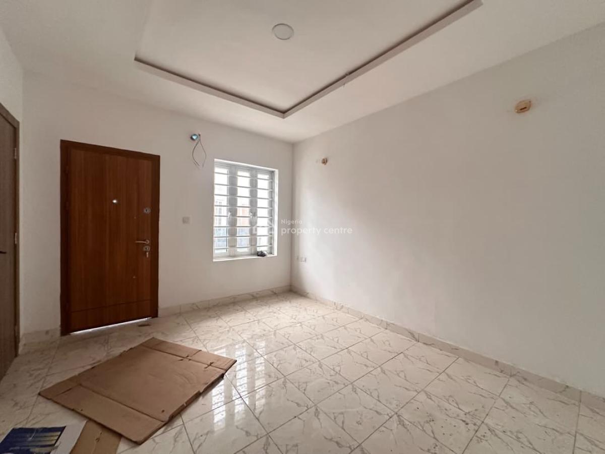 Very Neat 3 Bedroom Apartment Available, Abraham Adesanya, Ajah, Lagos, Flat / Apartment for Rent