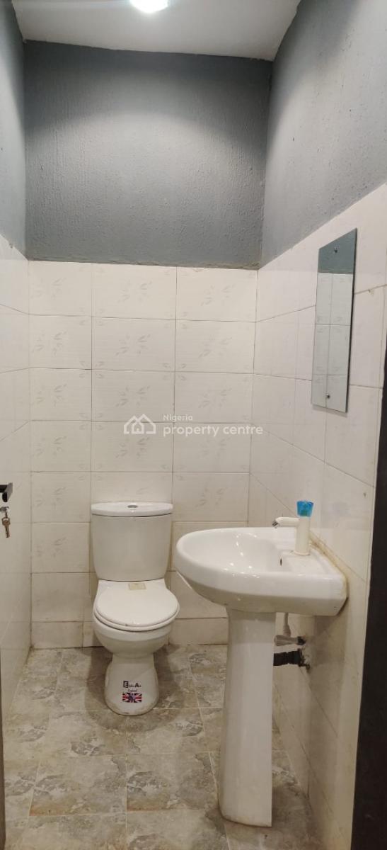 Spacious 3 Bedroom Apartment, Off Awolowo Way, Ikeja, Lagos, Flat / Apartment for Rent