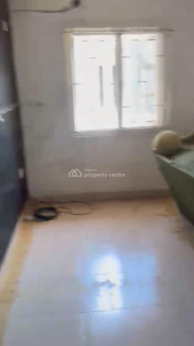 2 Bedroom Apartment in a Secured Estate, Adeniyi Jones, Adeniyi Jones, Ikeja, Lagos, Flat / Apartment for Rent