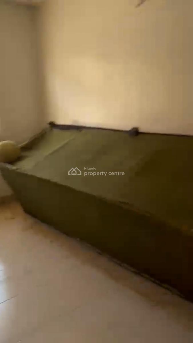2 Bedroom Apartment in a Secured Estate, Adeniyi Jones, Adeniyi Jones, Ikeja, Lagos, Flat / Apartment for Rent