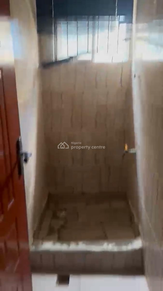 2 Bedroom Apartment in a Secured Estate, Adeniyi Jones, Adeniyi Jones, Ikeja, Lagos, Flat / Apartment for Rent