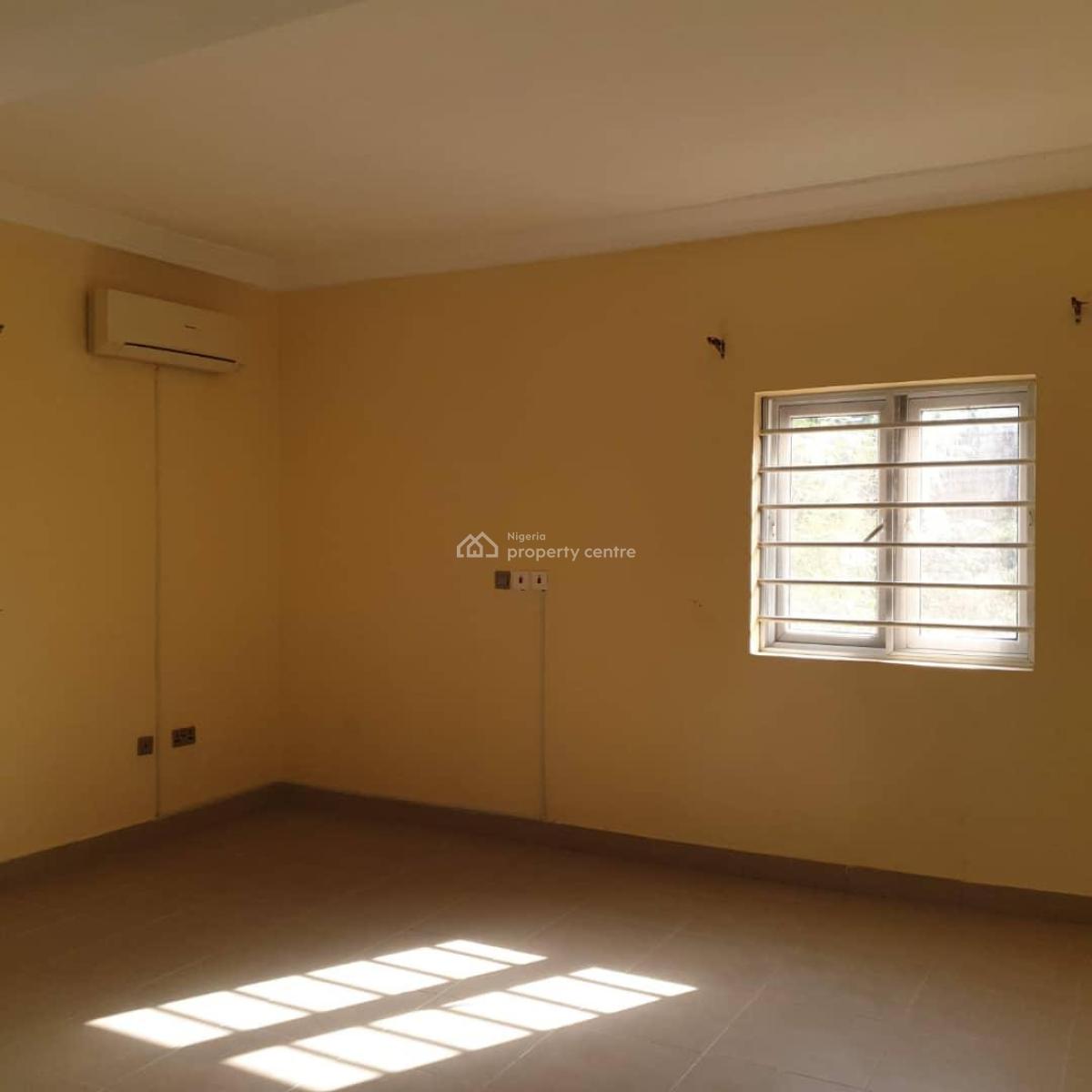 a Well-built Spacious 3-bedroom Flat, Guzape District, Abuja, Flat / Apartment for Sale
