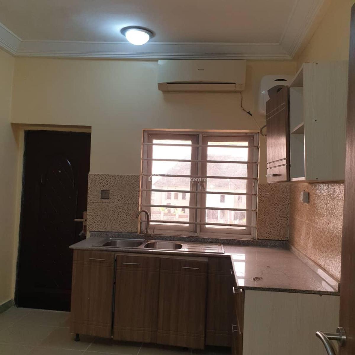 a Well-built Spacious 3-bedroom Flat, Guzape District, Abuja, Flat / Apartment for Sale