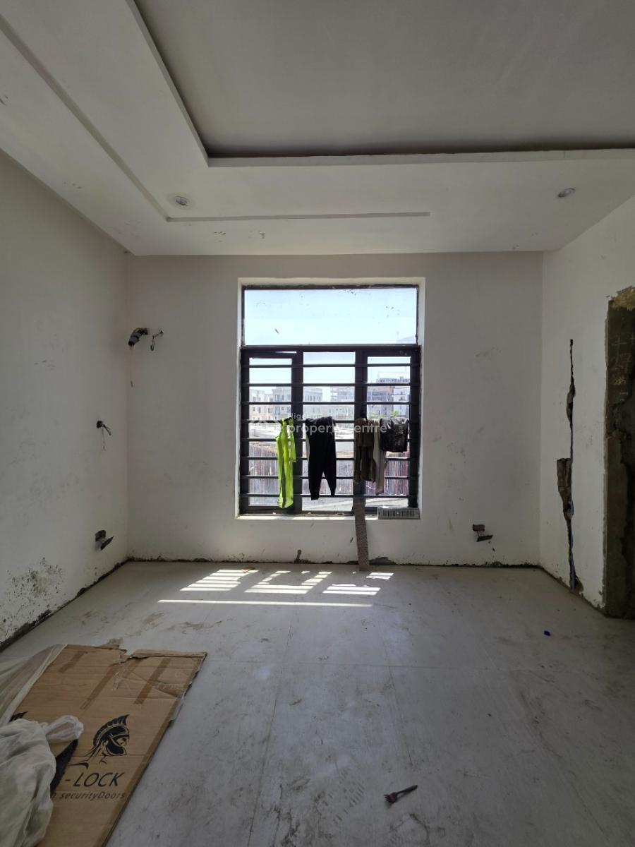 Affordable 3 Bedroom Apartment in a Strategic Location, Periwinkle Estate, Lekki Phase 1, Lekki, Lagos, Flat / Apartment for Sale