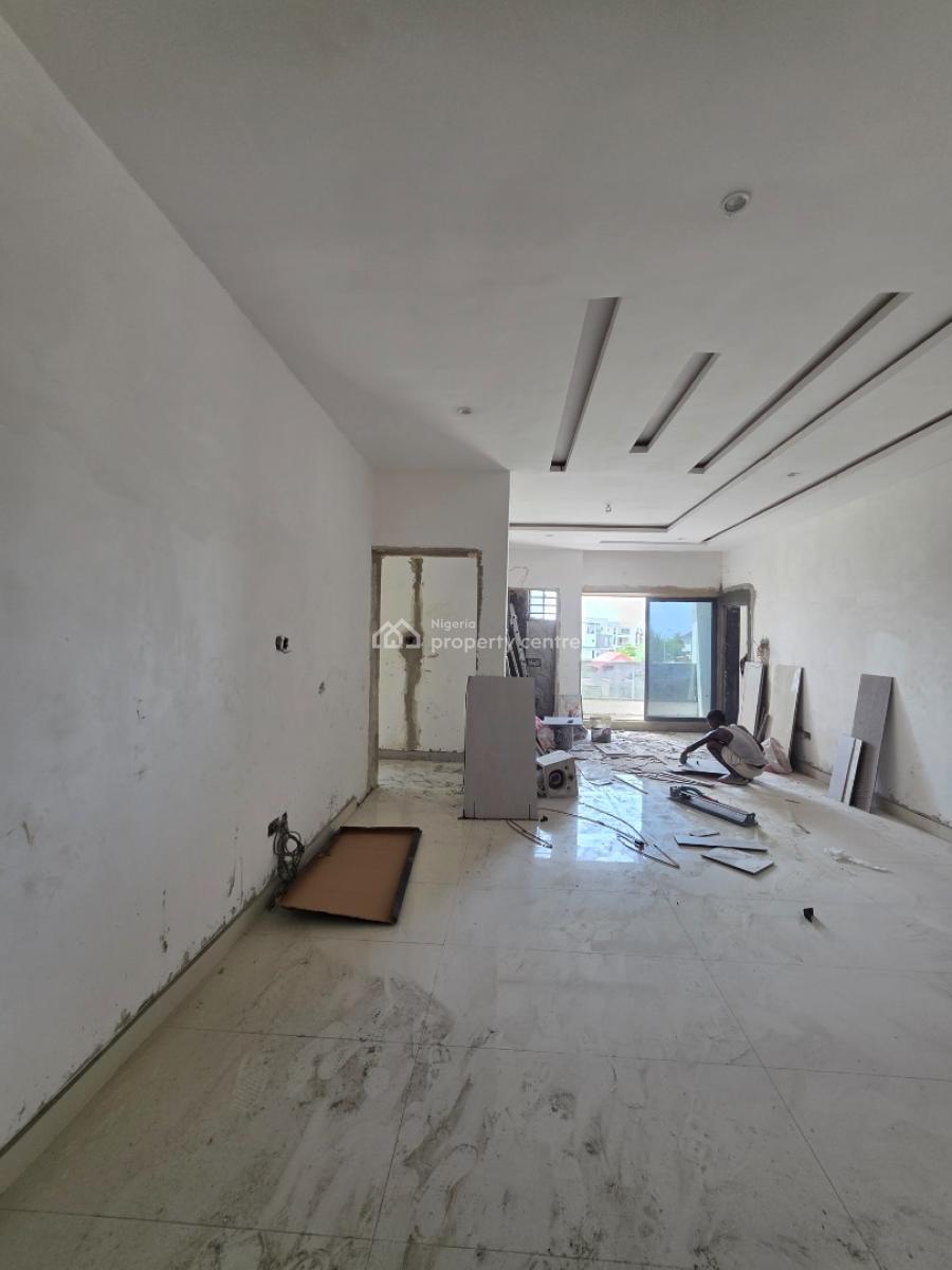 Affordable 3 Bedroom Apartment in a Strategic Location, Periwinkle Estate, Lekki Phase 1, Lekki, Lagos, Flat / Apartment for Sale