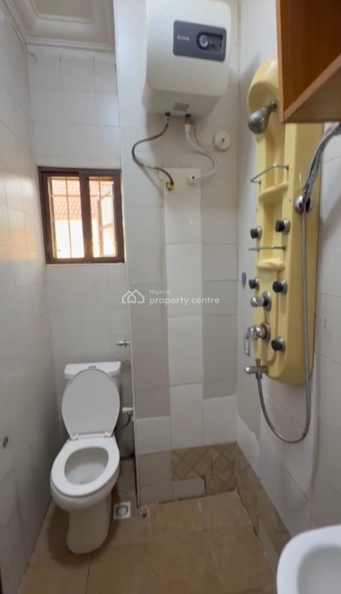 Clean 1bedroom Flat, with Ac & Inverter Tarred Rd, Katamoe Extension (tarred Rd), Katampe Extension, Katampe, Abuja, Flat / Apartment for Rent