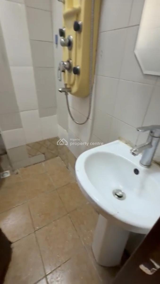Clean 1bedroom Flat, with Ac & Inverter Tarred Rd, Katamoe Extension (tarred Rd), Katampe Extension, Katampe, Abuja, Flat / Apartment for Rent