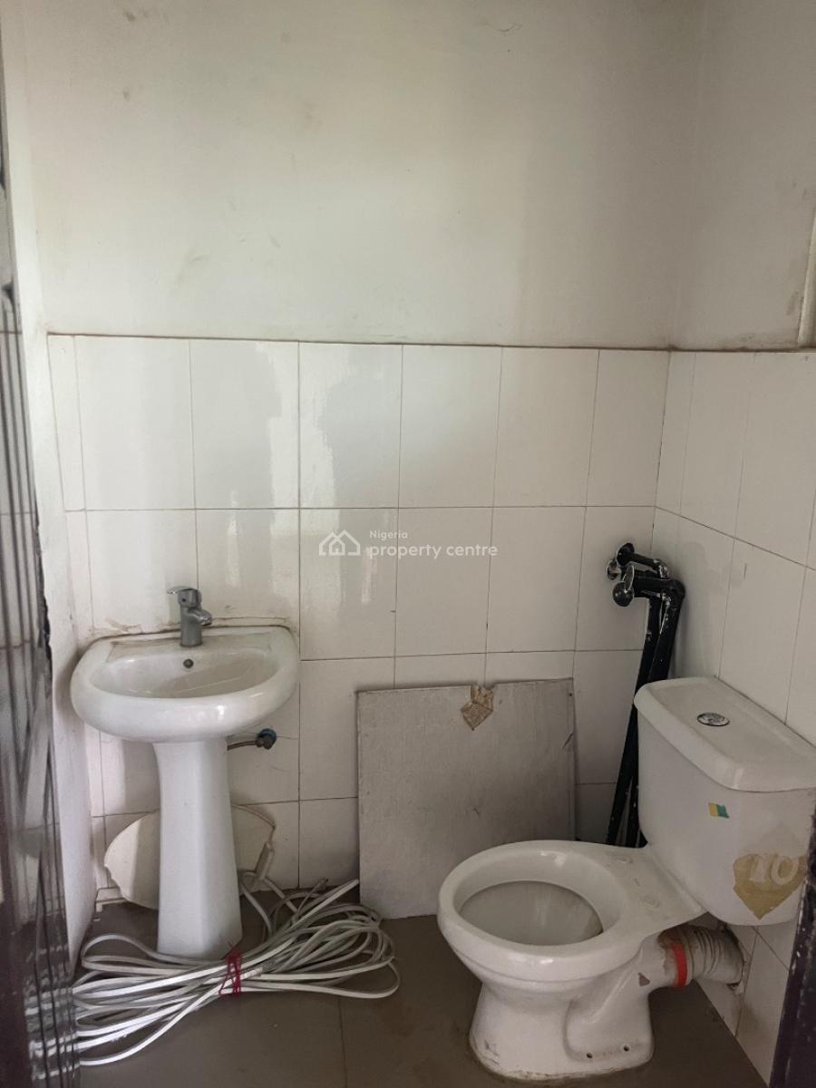Strategic 50sqm Shop/office Space, Gwarinpa, Abuja, Plaza / Complex / Mall for Rent