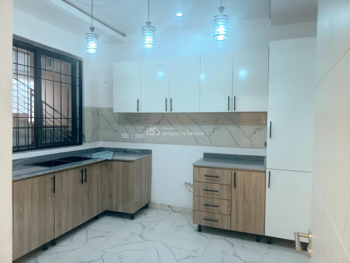 Specious 3 Bedroom Block of Flat with Bq, Off Jahi/katampe Road, Jahi, Abuja, Flat / Apartment for Rent