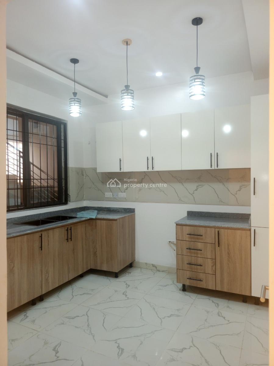 Specious 3 Bedroom Block of Flat with Bq, Off Jahi/katampe Road, Jahi, Abuja, Flat / Apartment for Rent
